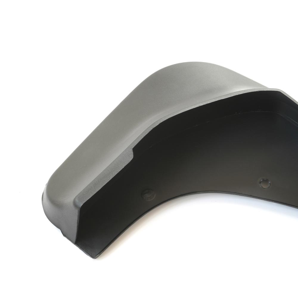 Apărători noroi VW Golf 5 hatchback (2003-2008) - set 4 bucăți negre cu șuruburi de montaj [6]